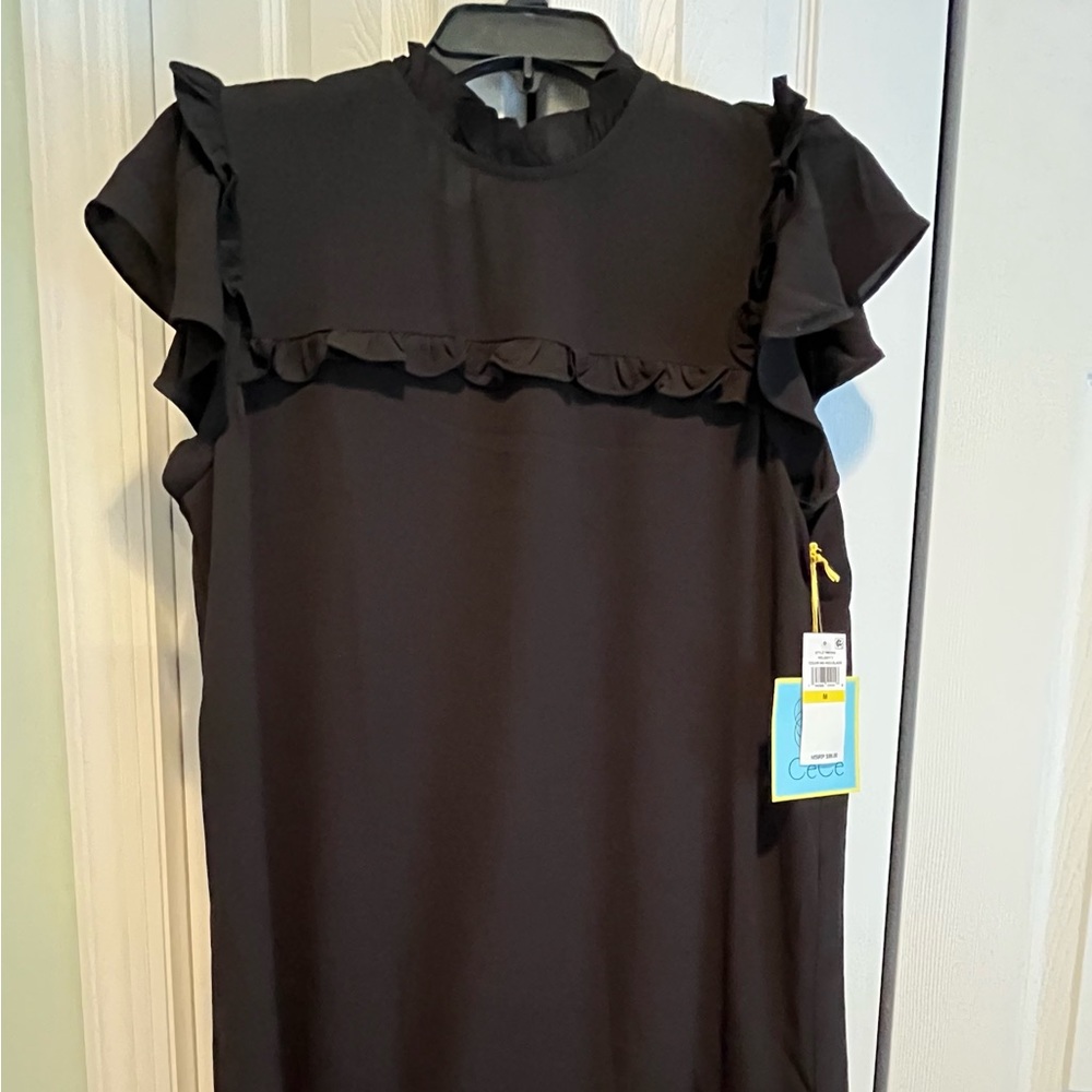 👀CeCe’s Women’s Shirt Sleeve Shift Dress👀